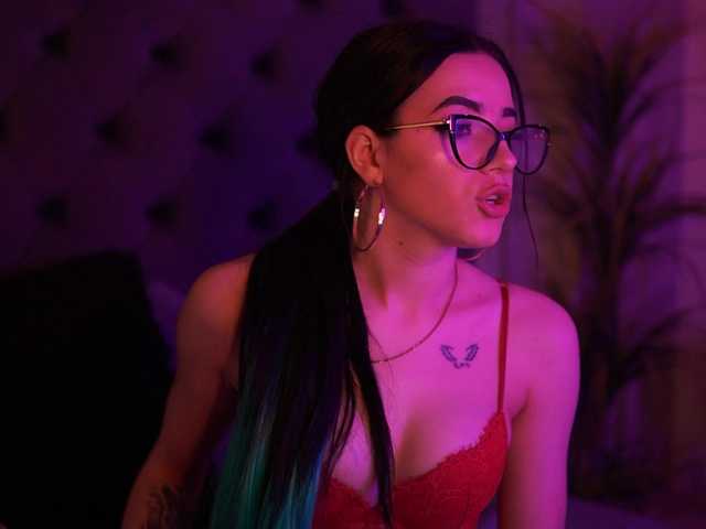 CallieDoll live cam profile