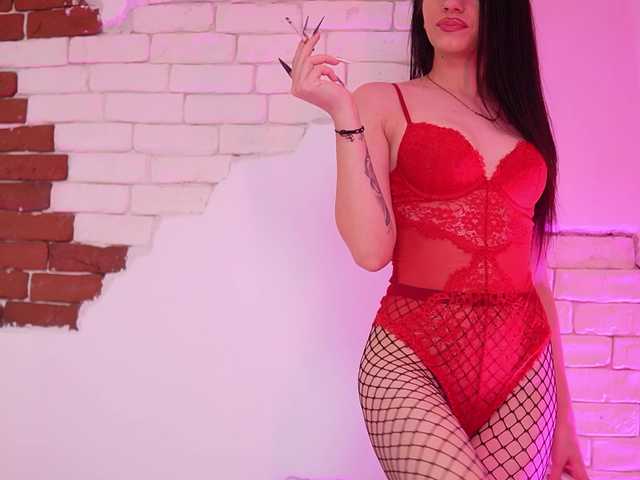 CallieDoll's BongaCams show and profile