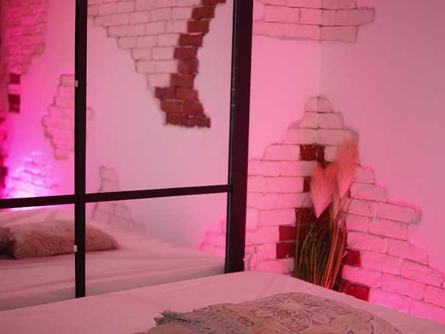 CallieDoll's BongaCams show and profile