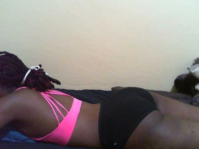 Missjade25's BongaCams show and profile