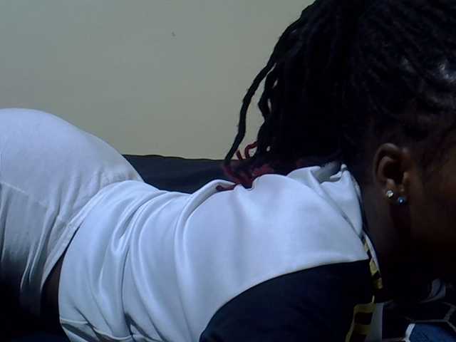 Missjade25's BongaCams show and profile