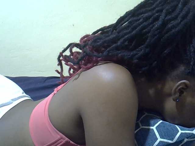 Missjade25's BongaCams show and profile