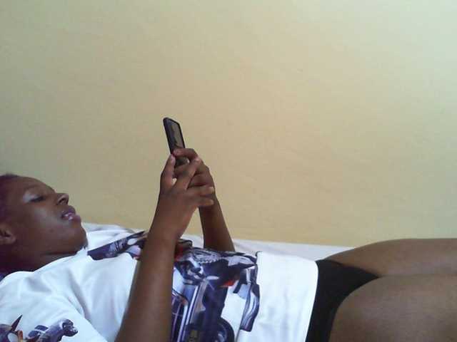 Missjade25 live cam profile