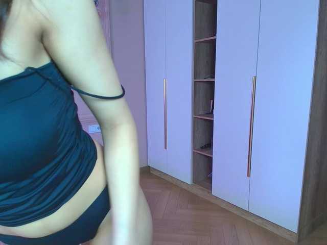 laumalove's BongaCams show and profile