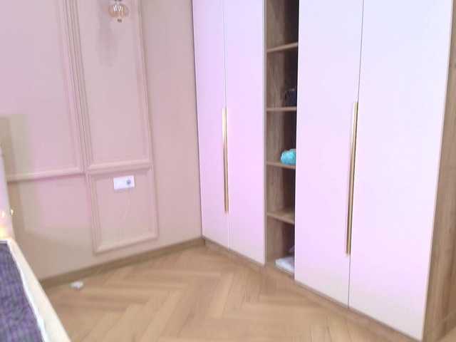 laumalove's BongaCams show and profile