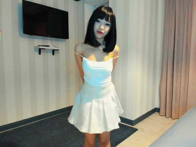 laumalove's BongaCams show and profile