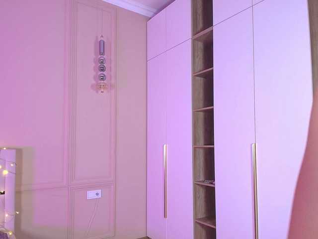 laumalove's BongaCams show and profile