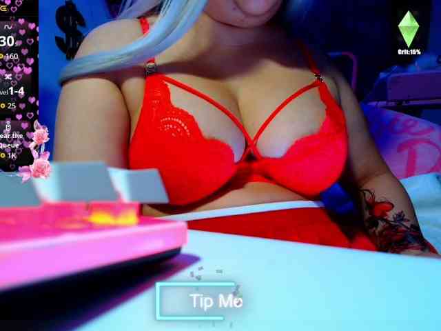 GODDESSKIKIDOLL webcam