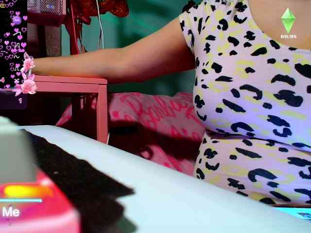 GODDESSKIKIDOLL webcam