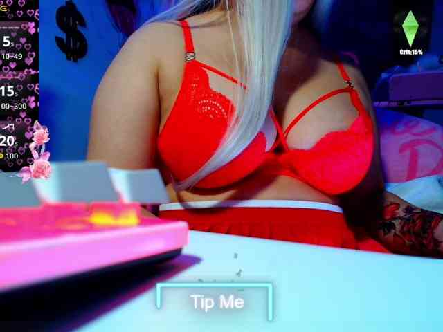 GODDESSKIKIDOLL webcam