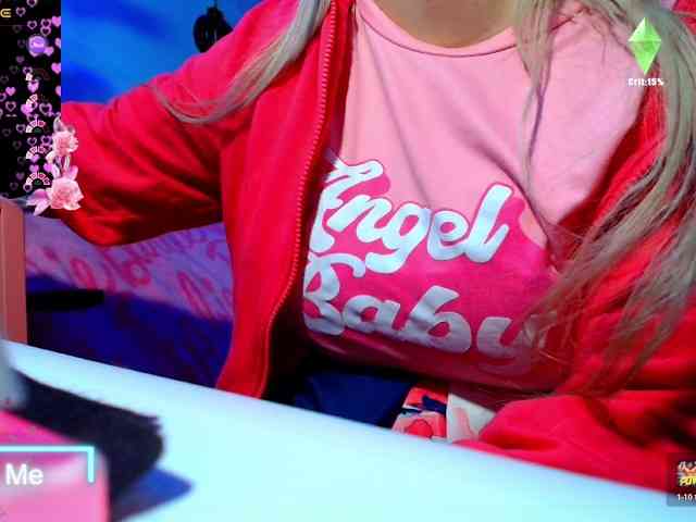 GODDESSKIKIDOLL webcam