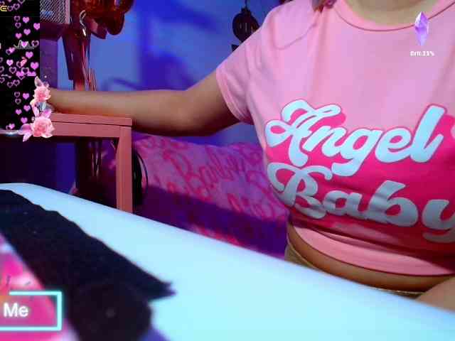 GODDESSKIKIDOLL webcam