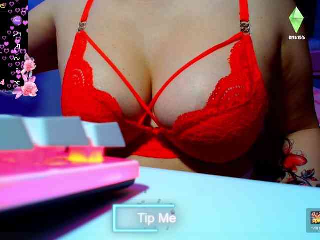 GODDESSKIKIDOLL webcam