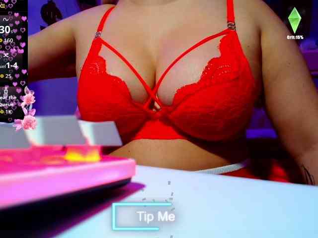 GODDESSKIKIDOLL webcam