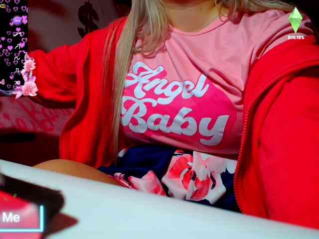 GODDESSKIKIDOLL webcam