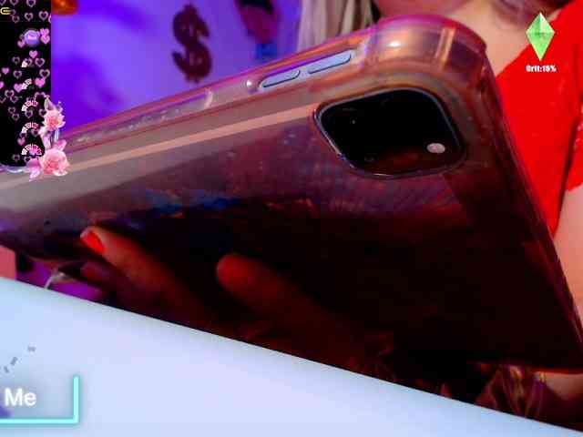 GODDESSKIKIDOLL webcam