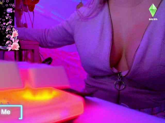 GODDESSKIKIDOLL webcam