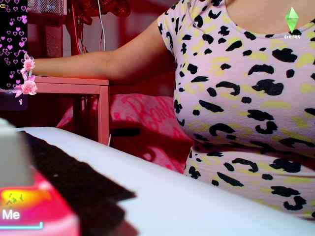 GODDESSKIKIDOLL webcam