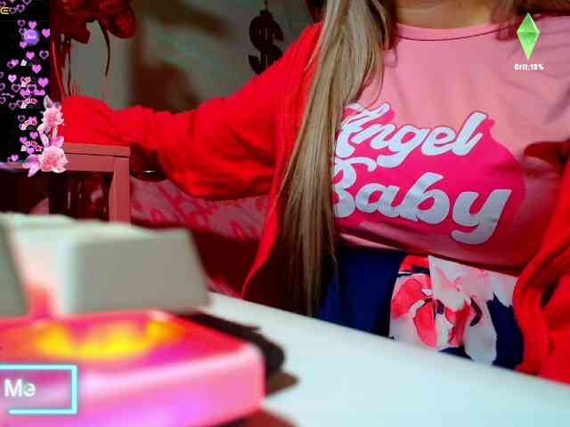 GODDESSKIKIDOLL webcam