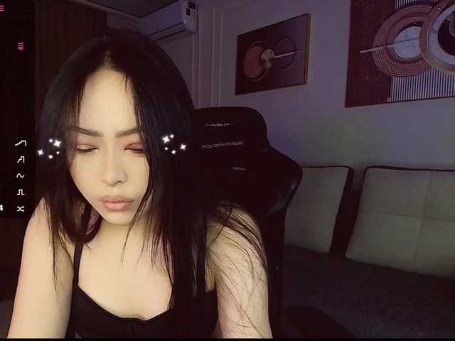 s00nie's BongaCams show and profile