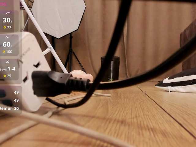 s00nie's BongaCams show and profile