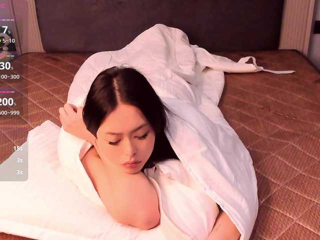 s00nie's BongaCams show and profile