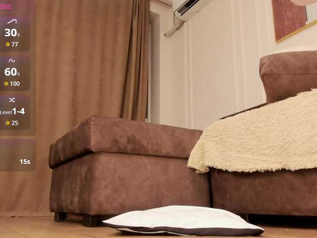 s00nie's BongaCams show and profile