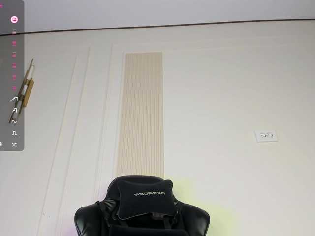 s00nie's BongaCams show and profile