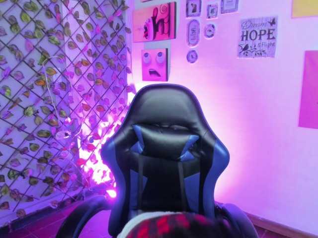 MeganCollins1's BongaCams show and profile