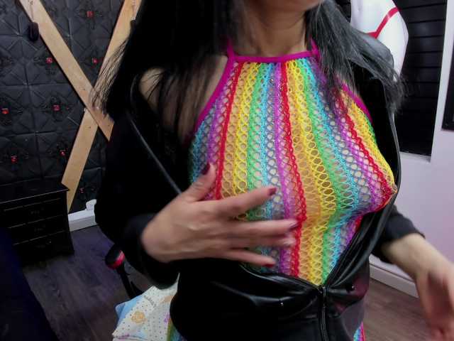 MeganCollins1's BongaCams show and profile