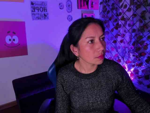 MeganCollins1 webcam