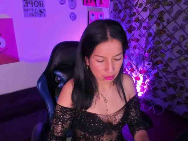 MeganCollins1 webcam