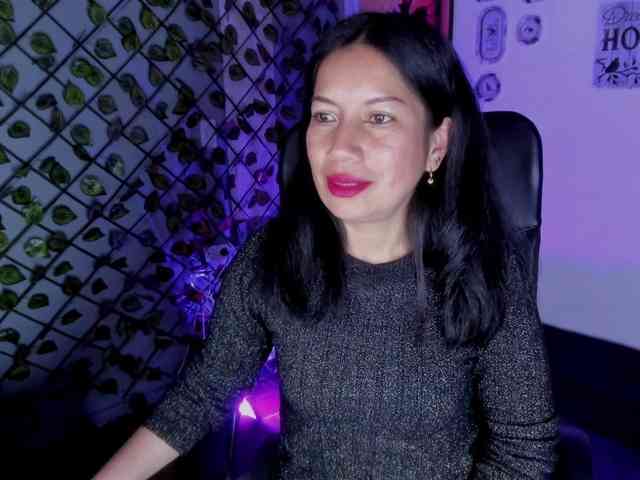 MeganCollins1 webcam