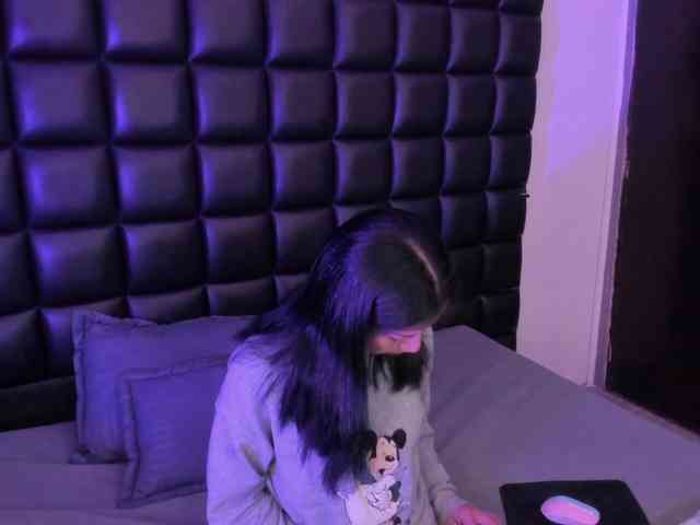 MeganCollins1 webcam