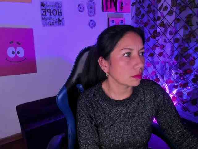 MeganCollins1 webcam