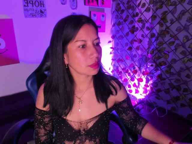 MeganCollins1 webcam