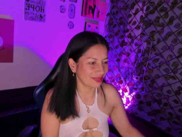 MeganCollins1 webcam