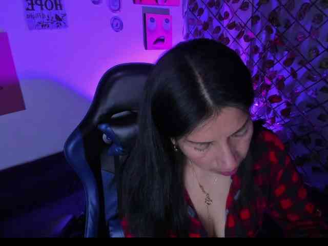 MeganCollins1 webcam