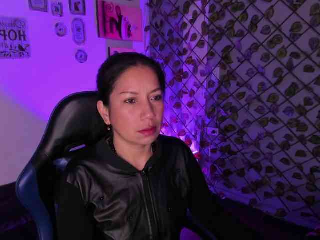 MeganCollins1 webcam