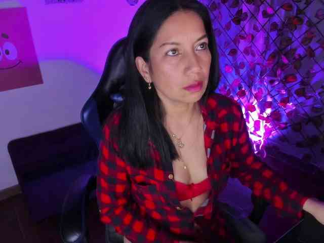 MeganCollins1 webcam