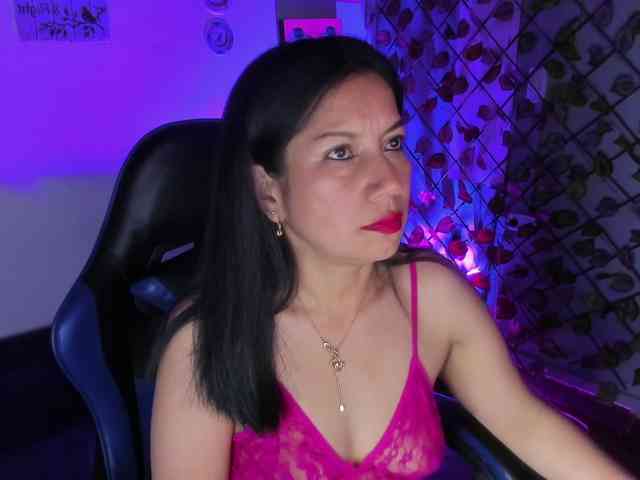 MeganCollins1 webcam