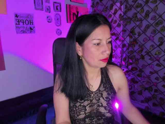 MeganCollins1 webcam