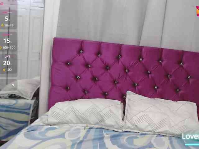 Shantall-Russo webcam