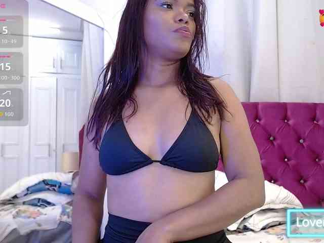 Shantall-Russo webcam