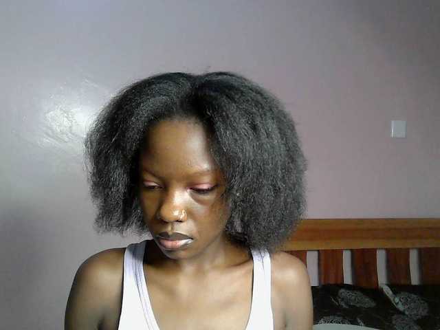 Dirtymaggy's BongaCams show and profile