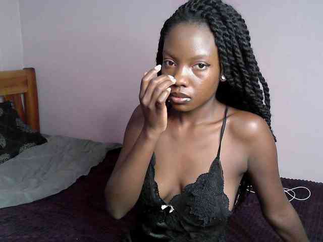 DiabolicalDiva webcam