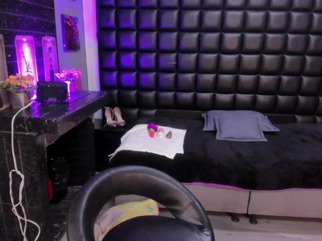 ashlyysweet1's BongaCams show and profile