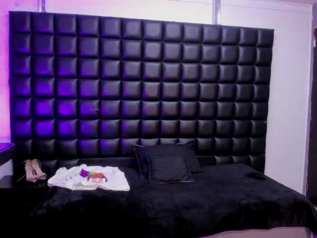 ashlyysweet1's BongaCams show and profile