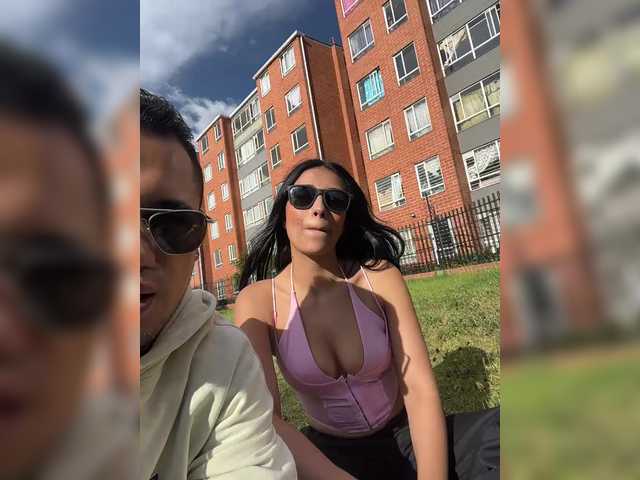 wanda-and-cosmo's BongaCams show and profile