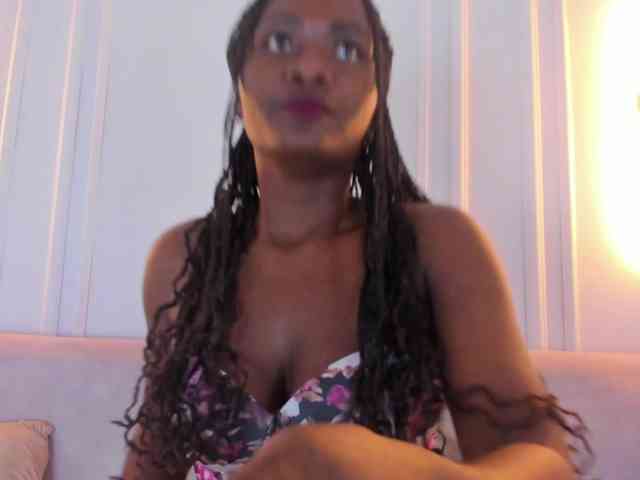 Nahomi-Williams webcam